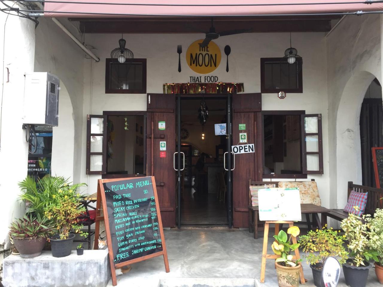 Ai Phuket Hostel Exterior photo